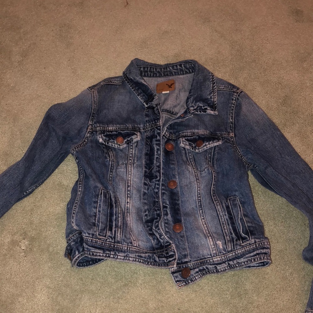 American Eagle Cropped Jean Jacket